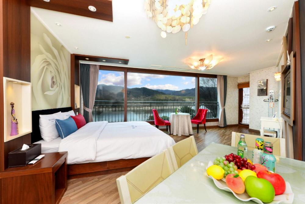Moonlight Blue Pension Капхьон Екстериор снимка