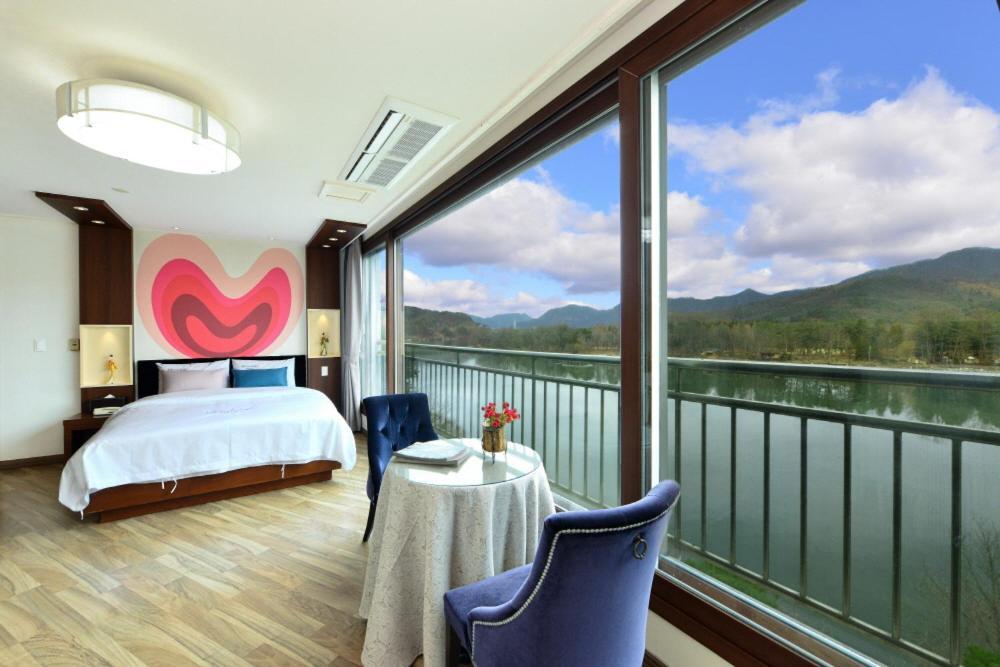 Moonlight Blue Pension Капхьон Екстериор снимка