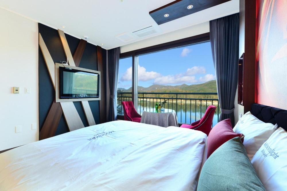 Moonlight Blue Pension Капхьон Екстериор снимка
