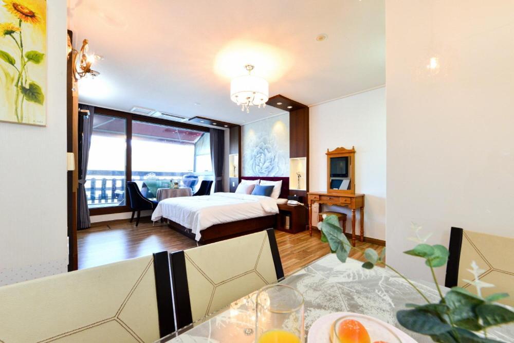 Moonlight Blue Pension Капхьон Екстериор снимка
