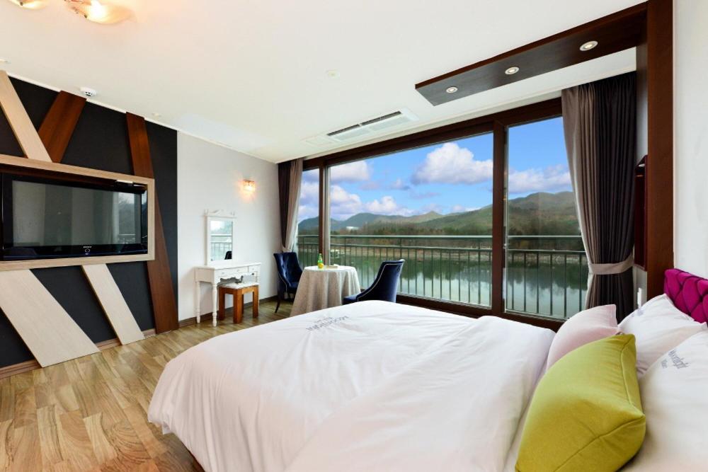 Moonlight Blue Pension Капхьон Екстериор снимка