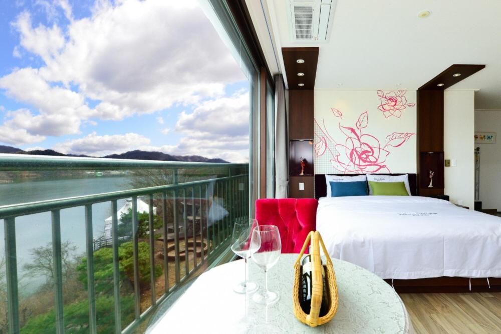 Moonlight Blue Pension Капхьон Екстериор снимка