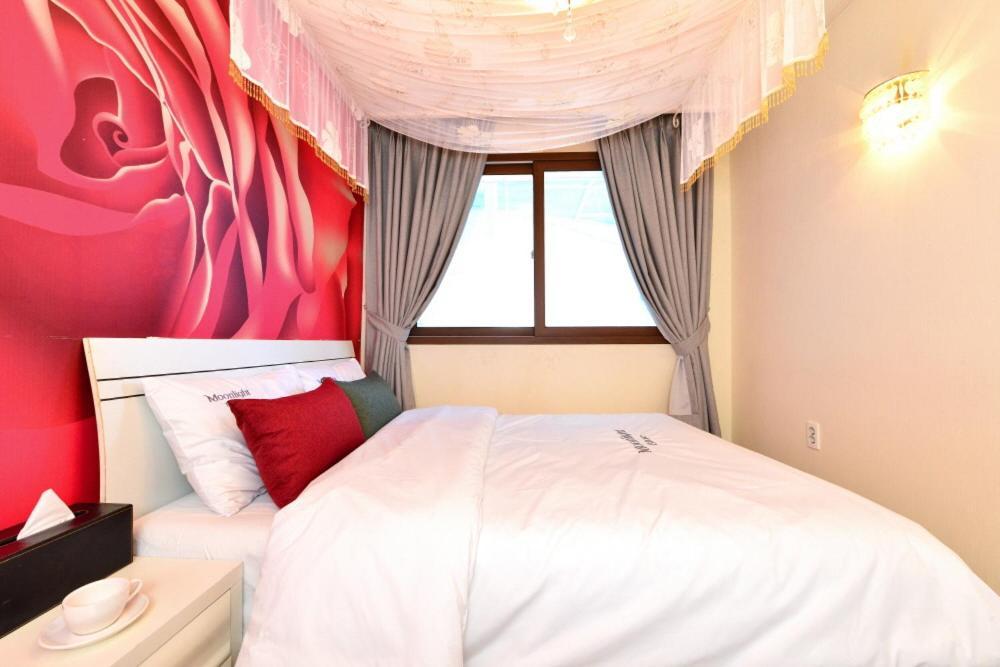 Moonlight Blue Pension Капхьон Екстериор снимка