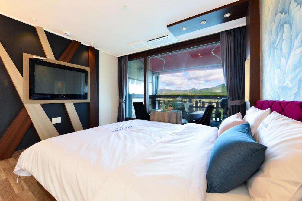 Moonlight Blue Pension Капхьон Екстериор снимка